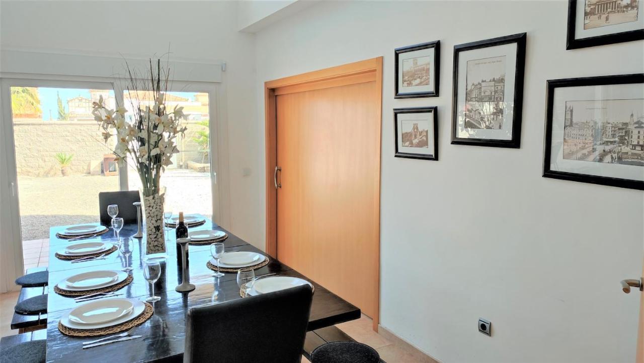 רוקאוטס דה מר 5 Bedrooms Private House 300M From Beach מראה חיצוני תמונה