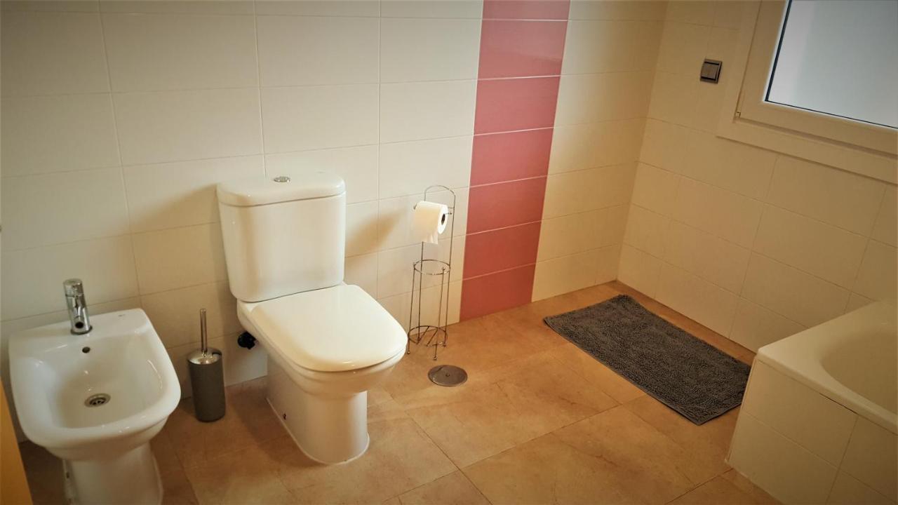 רוקאוטס דה מר 5 Bedrooms Private House 300M From Beach מראה חיצוני תמונה
