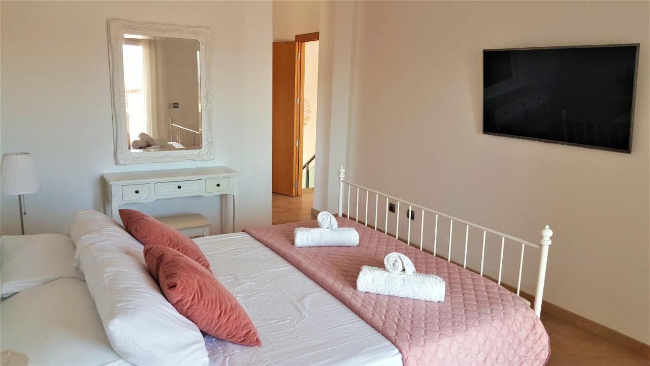 רוקאוטס דה מר 5 Bedrooms Private House 300M From Beach מראה חיצוני תמונה